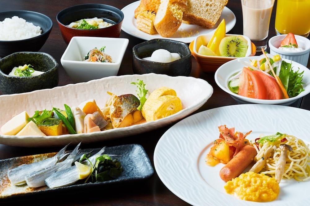 Mitsui Garden Hotel Okayama Buitenkant foto